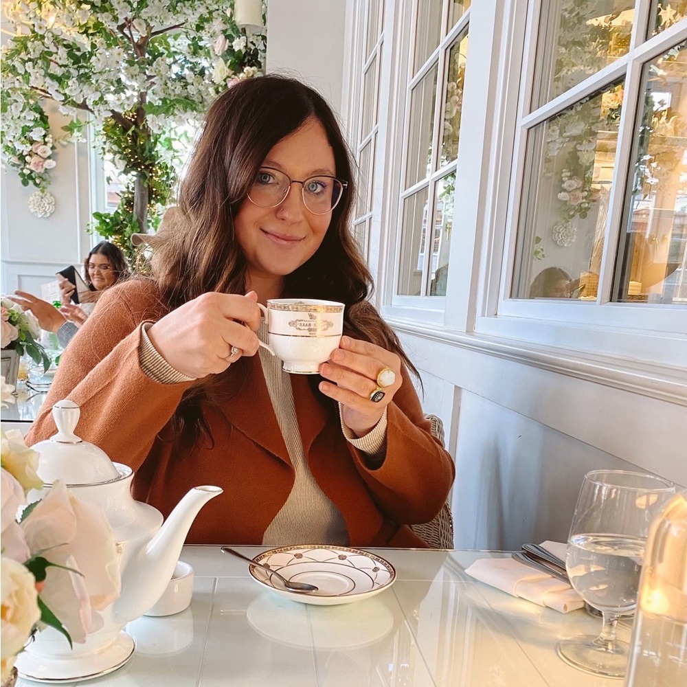 Meet your Posher, Serena